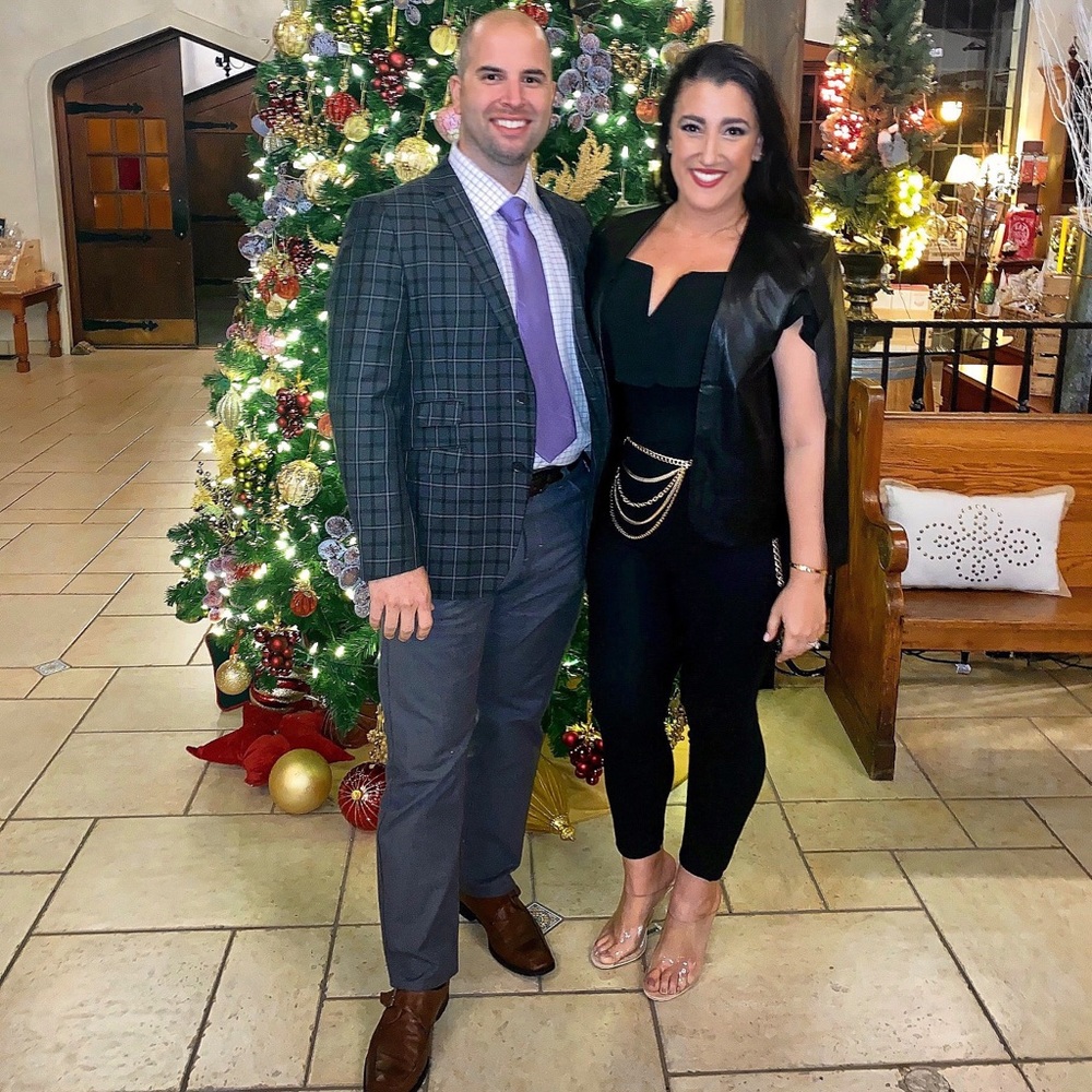 Meet Your Posher, Nikki!